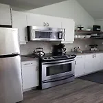 Perfect \'Lil Condo